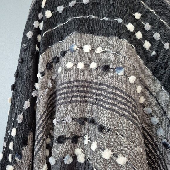 Demdaco Black White Fringe Lightweight Pullover Poncho Womens One Size - Picture 6 of 9